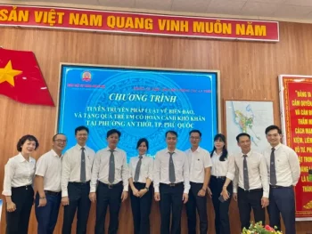 Luật sư Lê Dung cùng đoàn LS TP Hà Nội tham gia tuyên truyền pháp luật về biển đảo tại Phú Quốc