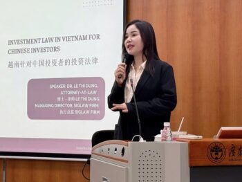 Tiến sĩ. Luật sư Lê Thị Dung Chia Sẻ Toàn Diện Pháp Lý Đầu Tư Việt Nam Với Cộng Đồng Luật Sư Trung Quốc tại trường Đại Học Ngoại Ngữ Ngoại Thương Quảng Đông